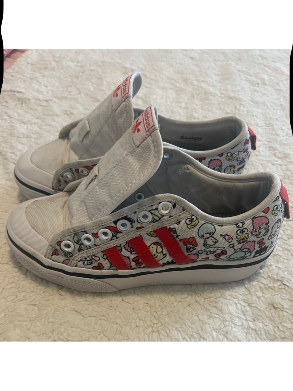 Sanrio Hello Kitty NIZZA ADIDAS  PLATFORM Sneakers size 6.5